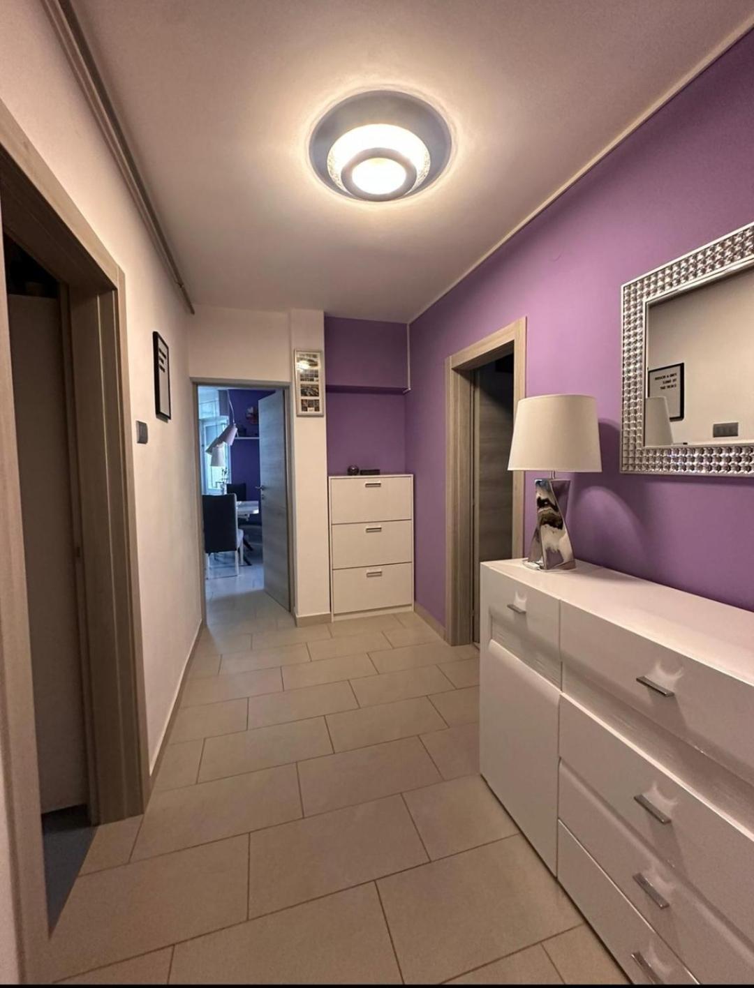 Emanuel Apartma